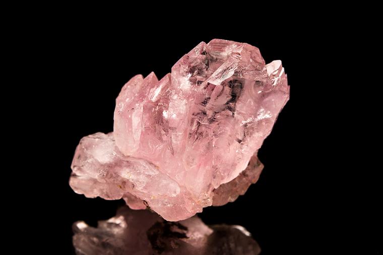 QUARTZ var. Rose QUARTZ